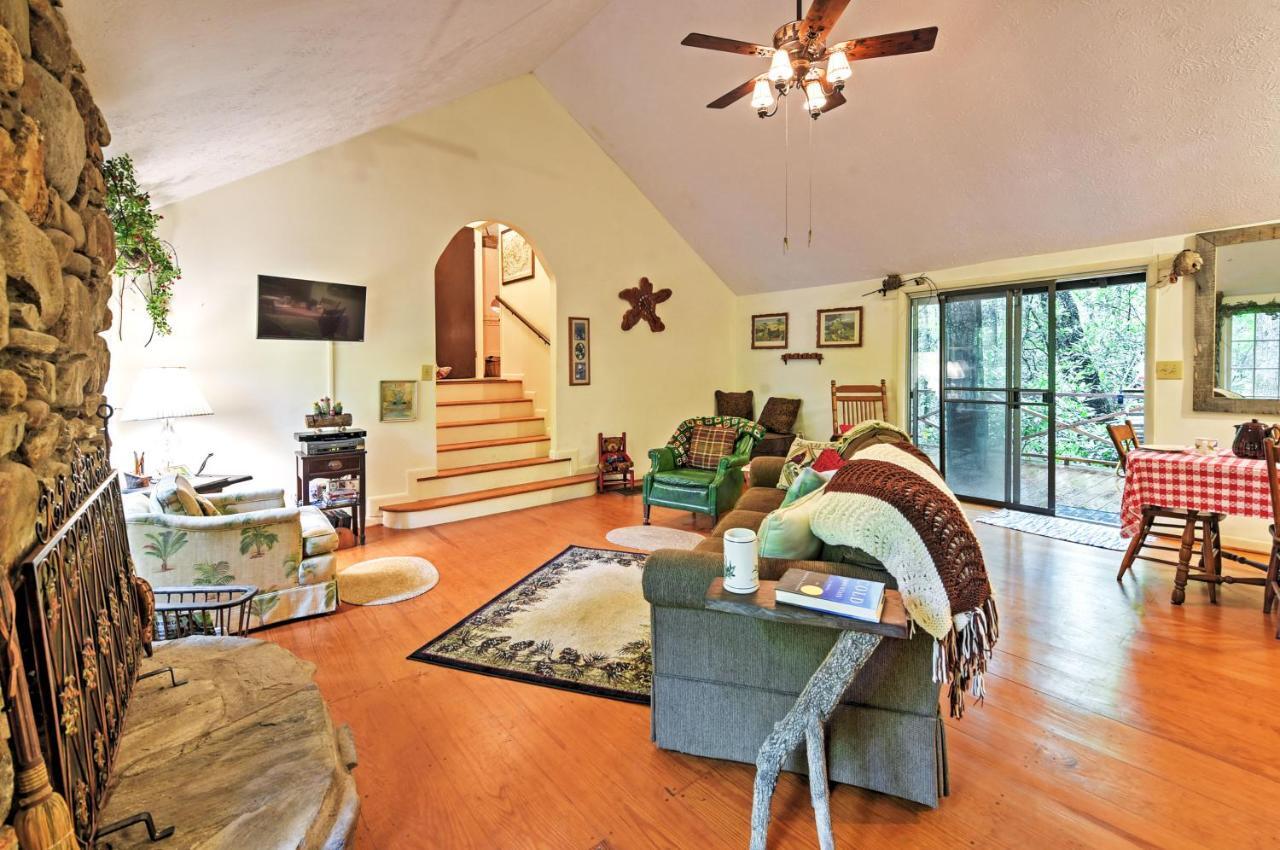 Serene Creekside Cottage Near Asheville Fire Pit Candler المظهر الخارجي الصورة